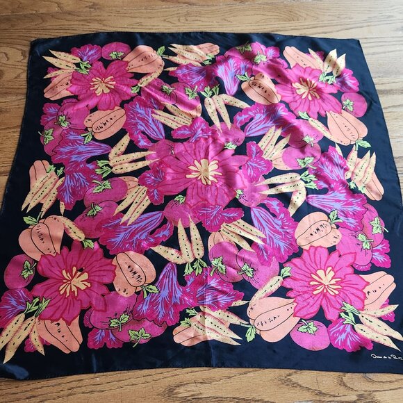 2/$20 SALE! Oscar de la Renta silk scarf - Picture 1 of 6